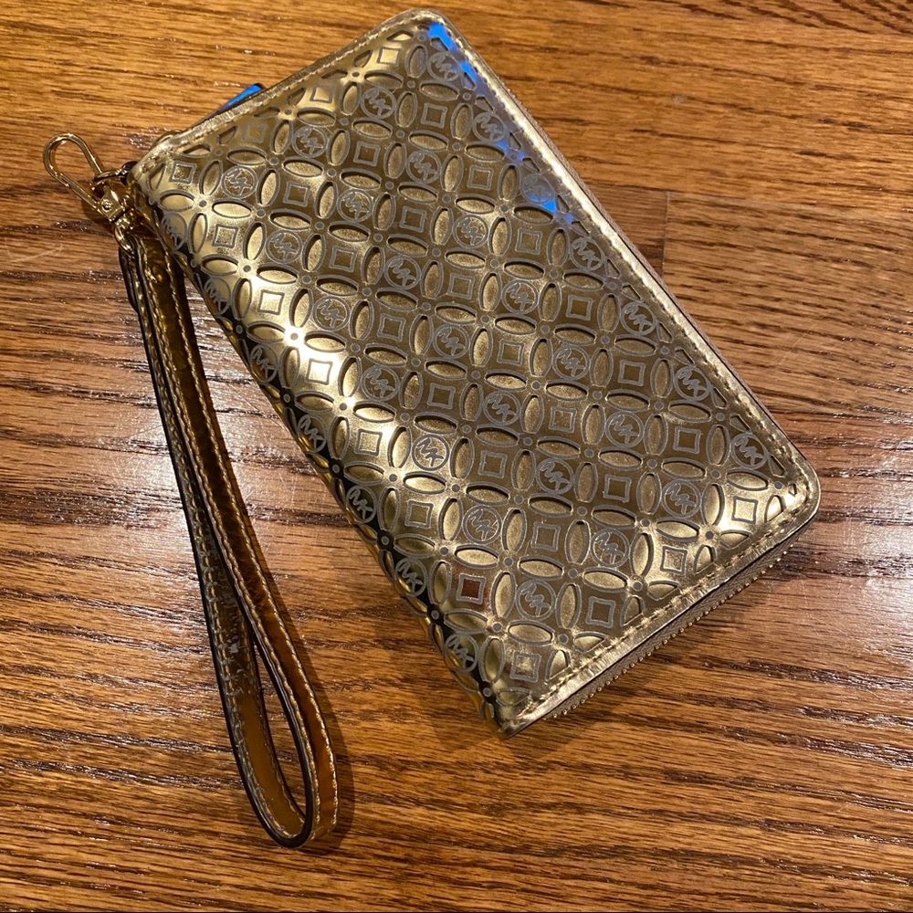 NWOT Michael Kors Gold Perforated Leather Wallet